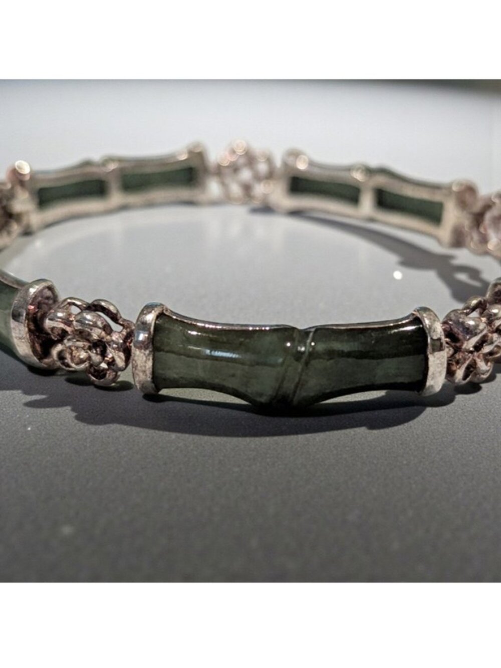 Genuine Vintage Green Jade Bracelet With Sterling Silver (925) Flowers & Clasp